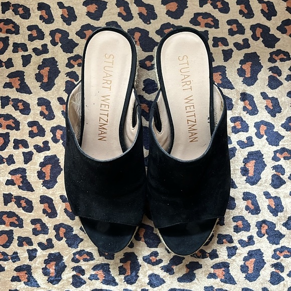 Stuart Weitzman - Picture 6 of 7